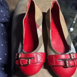 Kids Burberry red leather flats